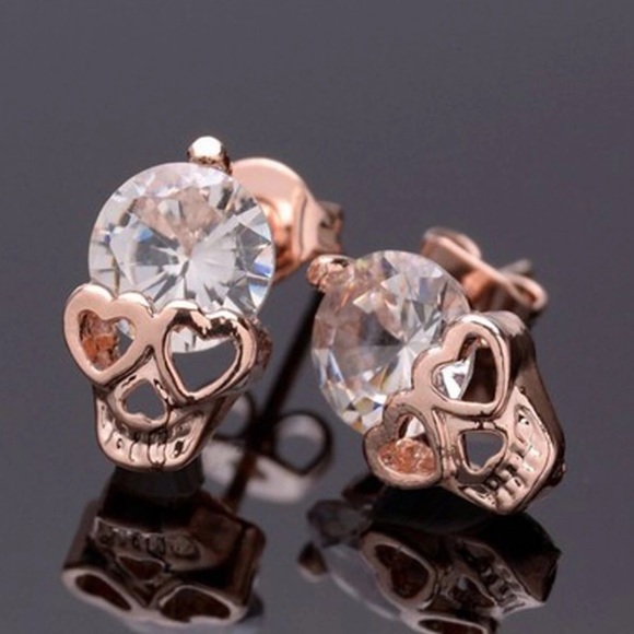 Jewelry - Skull Earrings